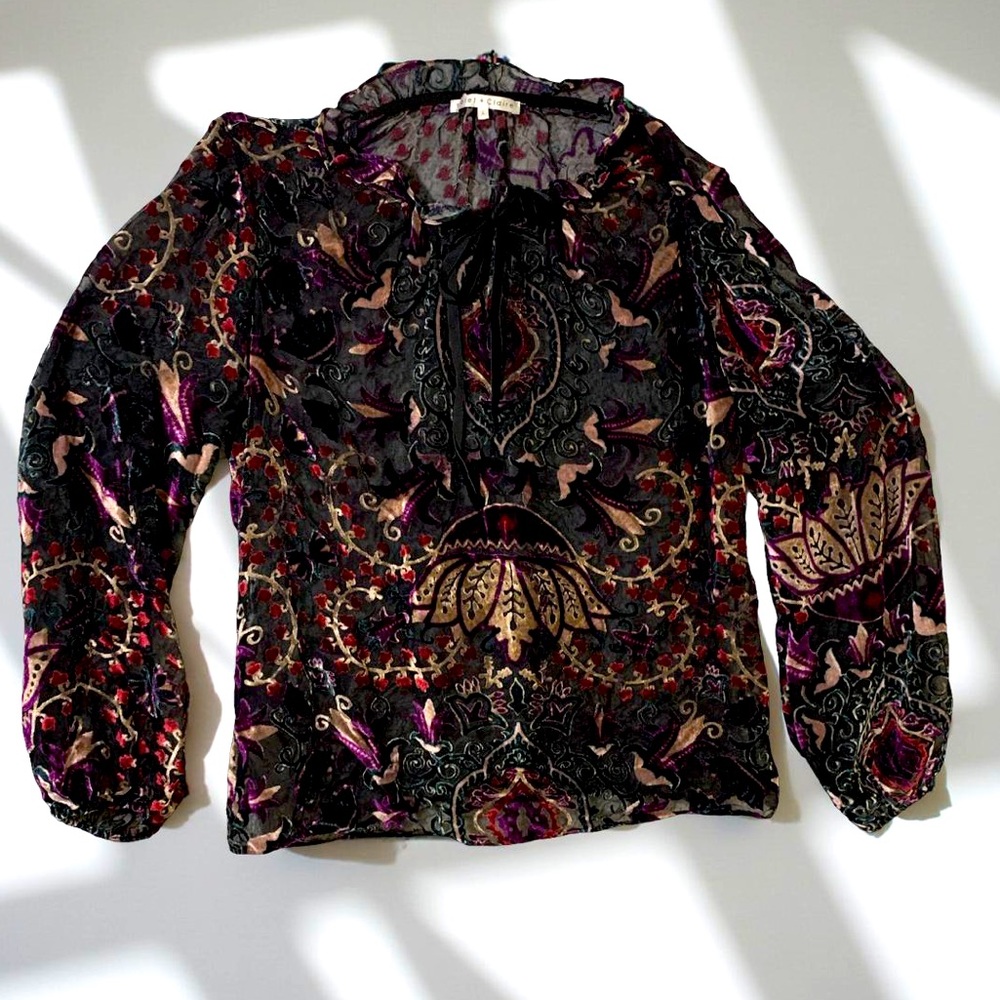 Violet & Claire Boho Bow Paisley Blouse Top L